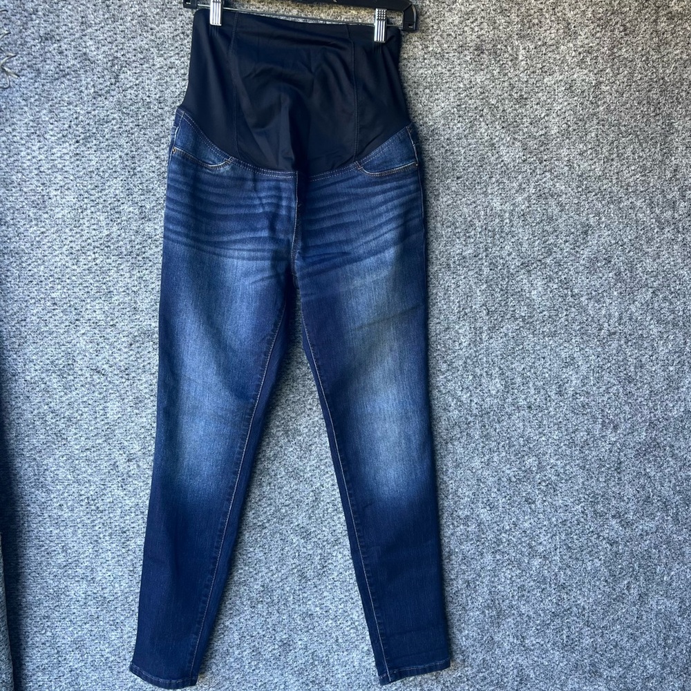 Isabel Maternity by Ingrid & Isabel Skinny Jeans – Size 4 / 27R